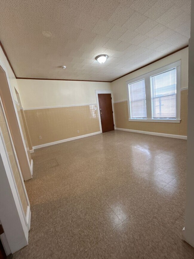 Foto del edificio - 72-74-74 Maple St