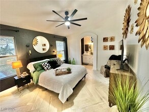 Building Photo - 1724 Pinion Mesa Ct