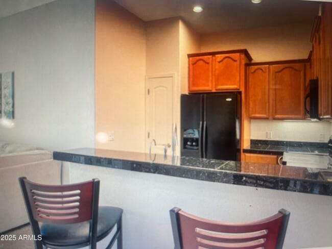 Building Photo - 7027 N Scottsdale Rd