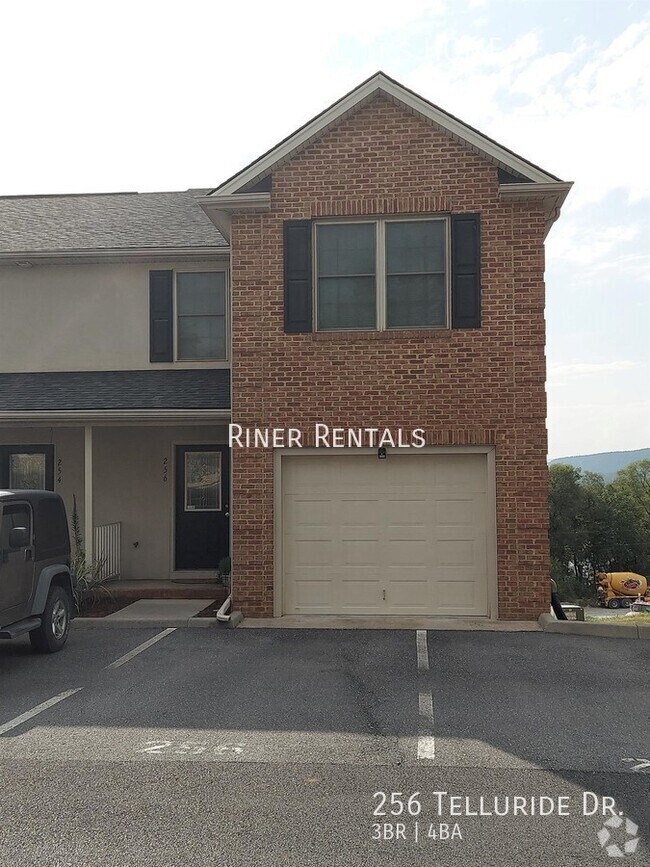 Apartments For Rent in Broadway VA with Hardwood Floors 2 Rentals