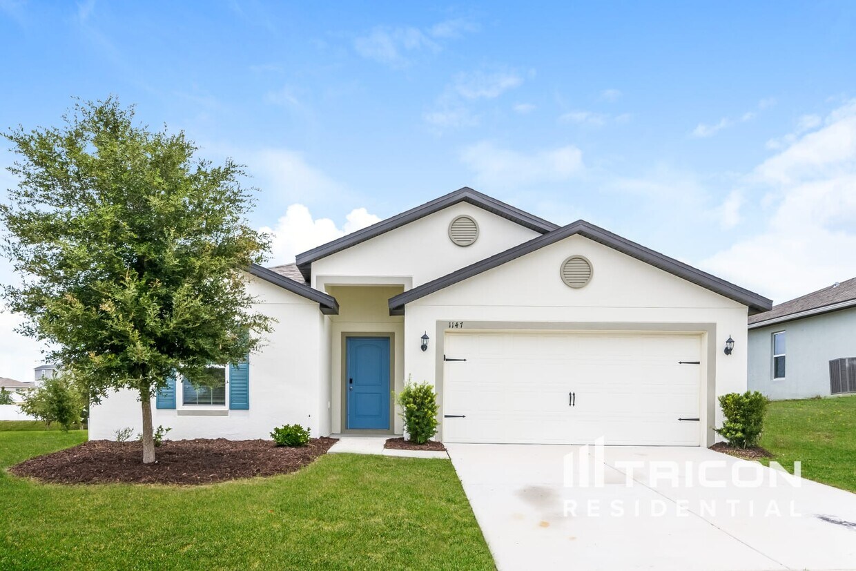 Primary Photo - 1147 Moyle Way