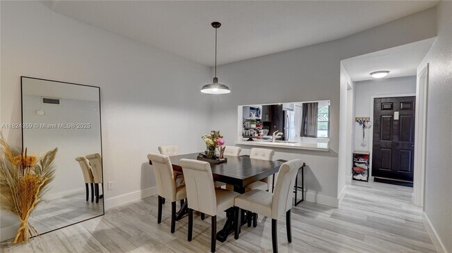 Foto del edificio - 110 SW 97th Ave