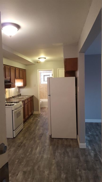 Foto principal - 10210 Ridgeland Ave