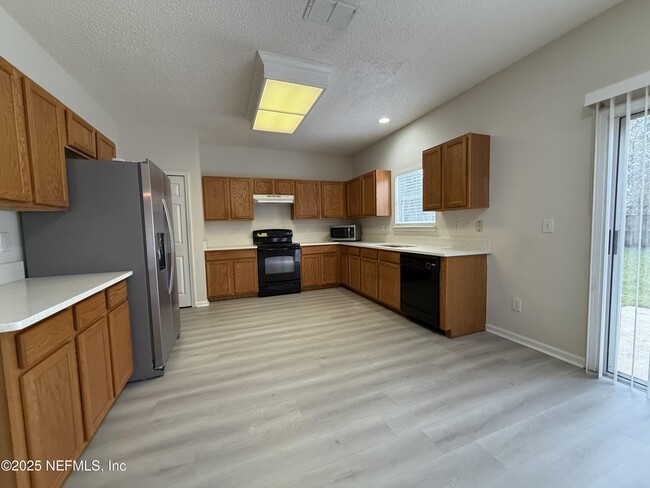 Foto del edificio - 2509 Otter Totem Ct