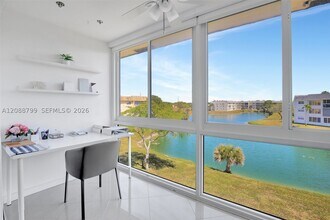 Building Photo - 8400 Sunrise Lakes Blvd