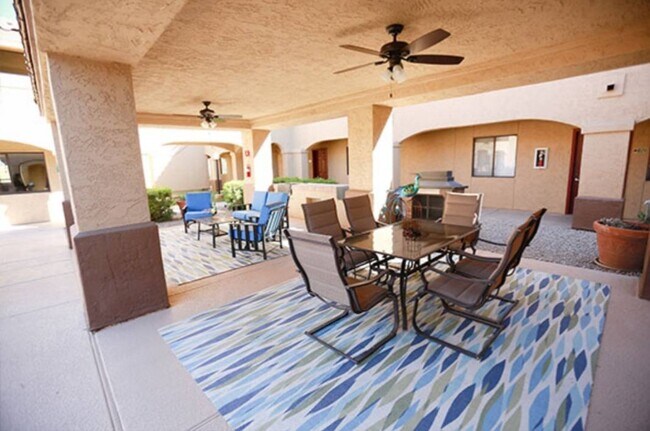 Foto del edificio - 10134 W Mohawk Ln