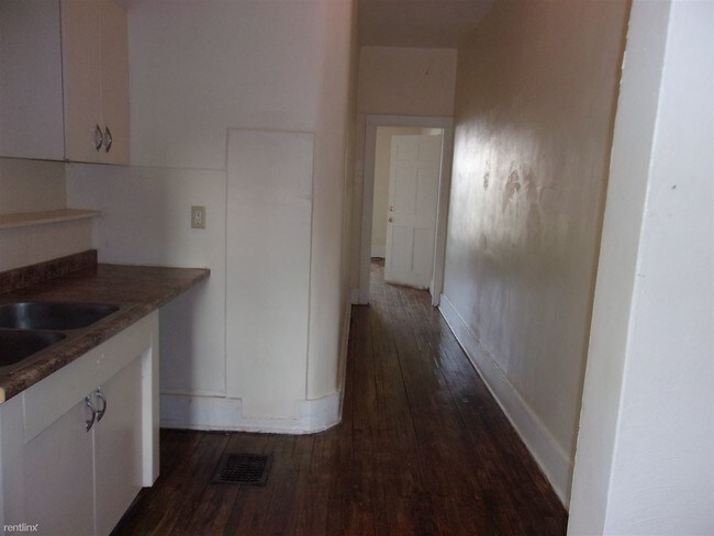 Building Photo - 209 N Nanticoke Ave