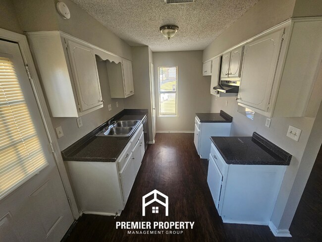 Foto del edificio - 3963 Timber Trail