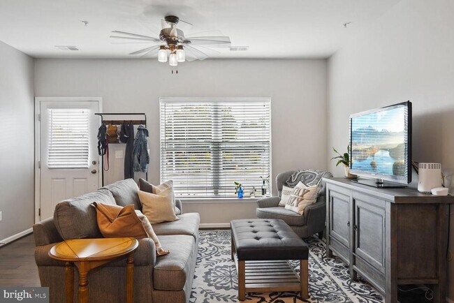 Foto del edificio - 557 Leftwich Ln