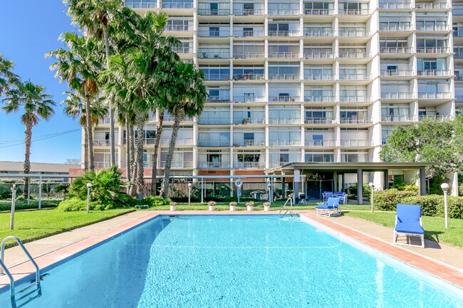 Foto del edificio - 4600 Ocean Dr