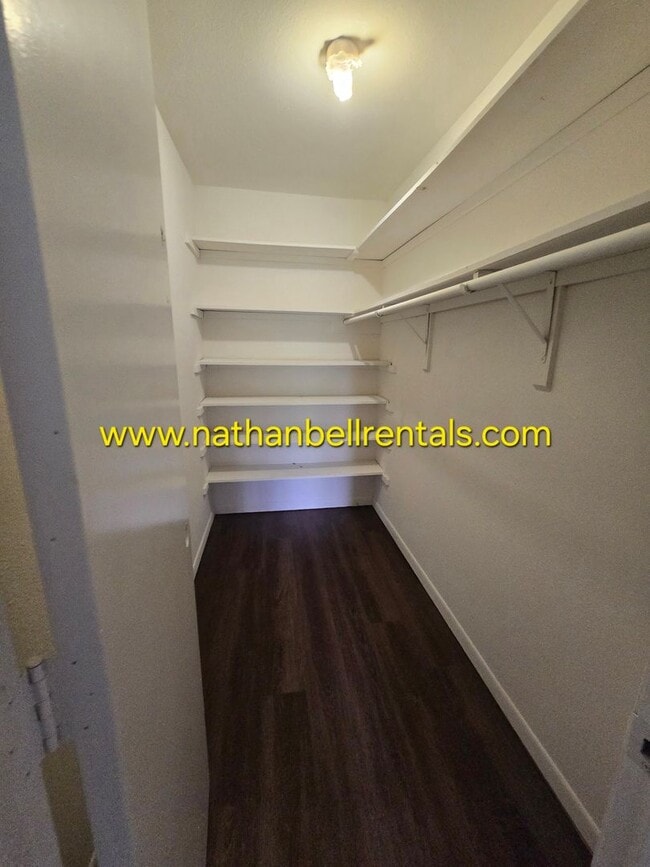 Building Photo - 3766 Clarksville St