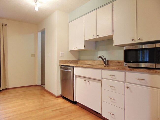 Foto del edificio - 9821 S 212th St