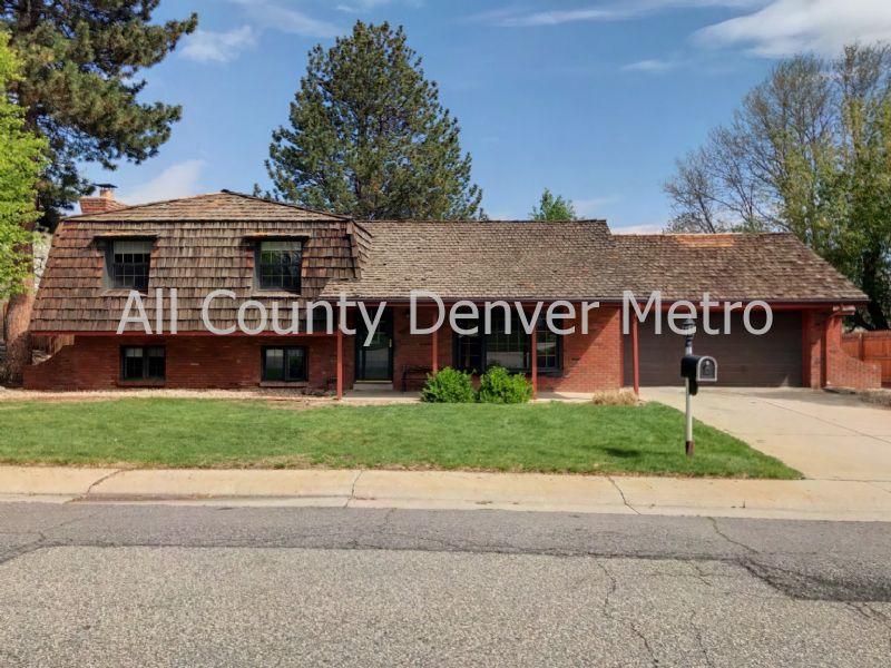Primary Photo - 12745 W 61st Ave