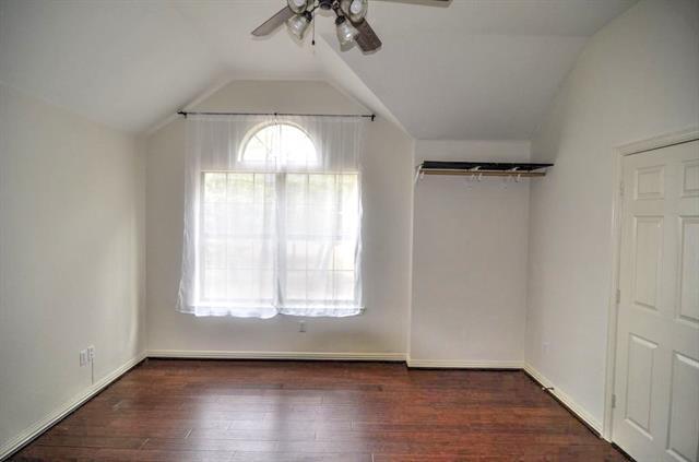 Building Photo - 1730 Scenic Dr