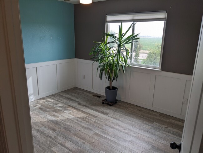 Foto del edificio - 2427 Sunbury Ln