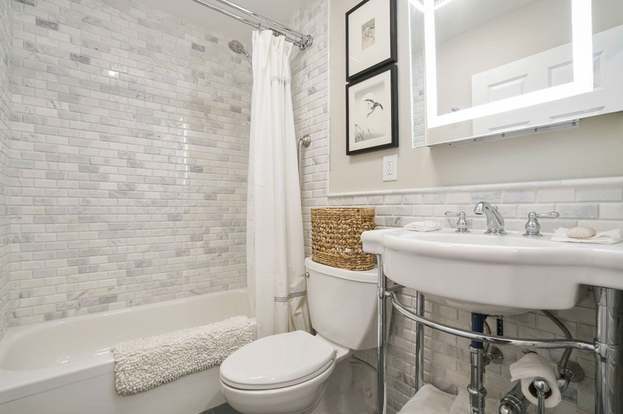 Building Photo - 100 Commandants Wy