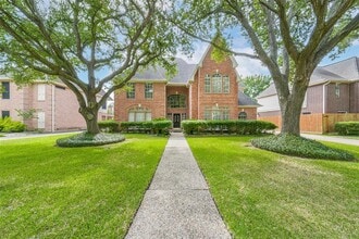 Building Photo - 1706 Galleon Oaks Dr