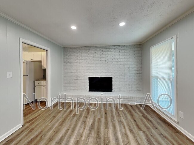 Foto del edificio - 7346 Czar Pl