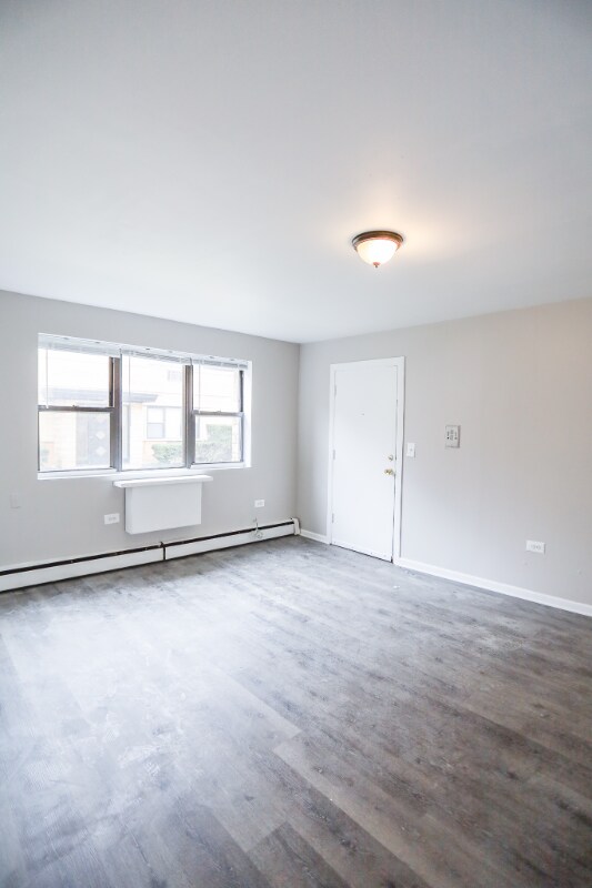 Photo - 1660 W Pratt Blvd Apartment