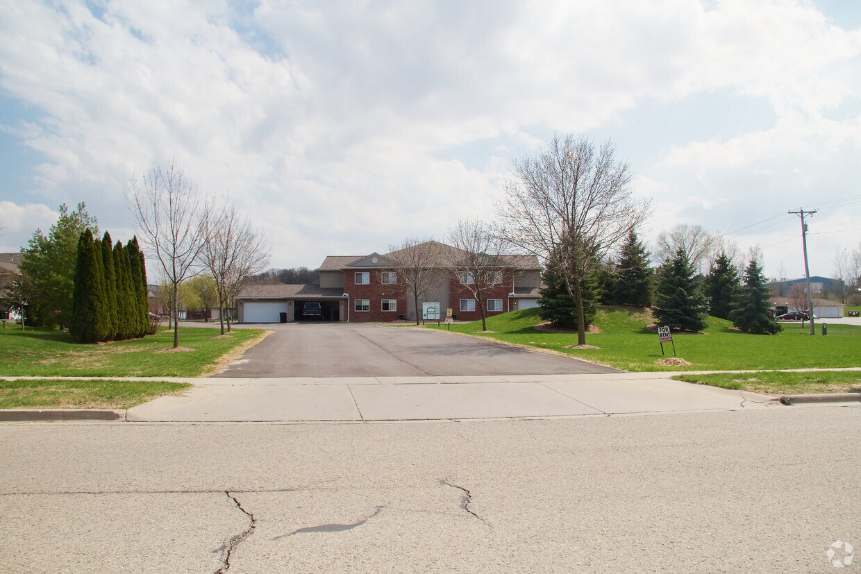 1387 Dayton St, Mayville, WI 53050 Apartments in Mayville, WI