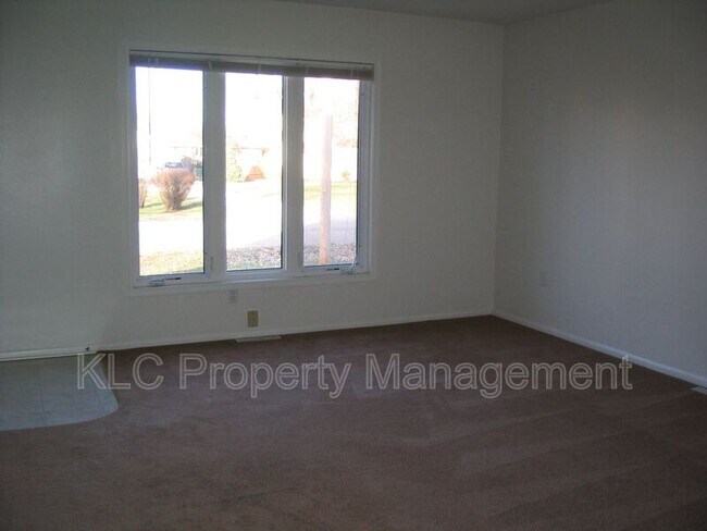 Foto del edificio - 625 3rd St