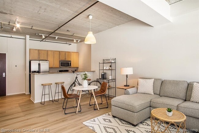 Foto del edificio - 3670 Woodward Ave