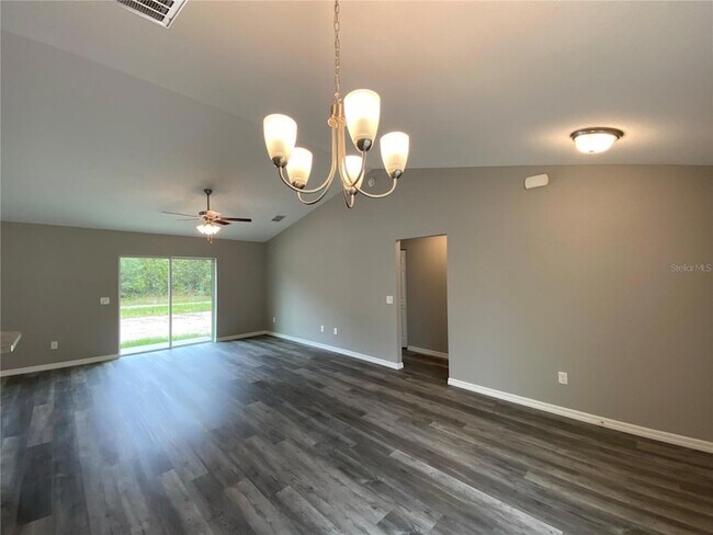 Foto del edificio - 15945 SW 57th Terrace Rd
