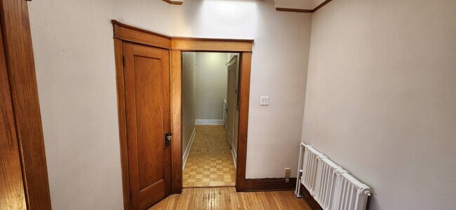 Photo du bâtiment - 4993 Av Connaught