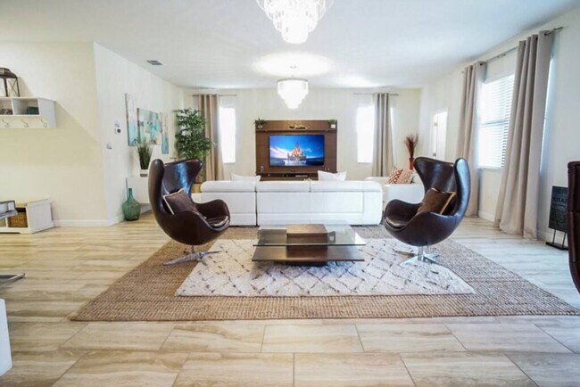 Foto del edificio - 1307 Divot Way