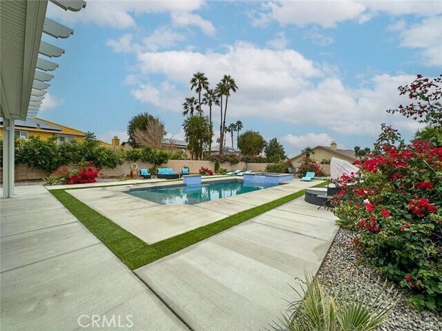 Building Photo - 68185 Durango Rd