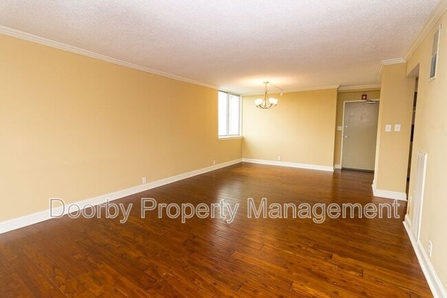 Foto del edificio - 1131 Stringers Ridge Rd