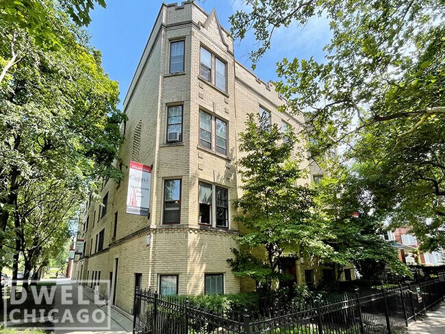 Foto del edificio - 5000 N Wolcott Ave