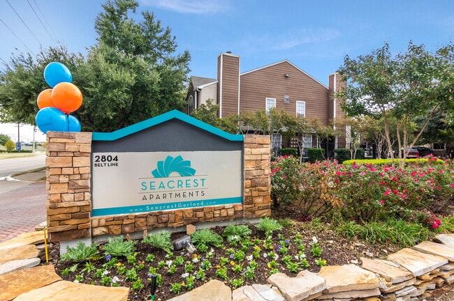 Building Photo - Seacrest Apartments