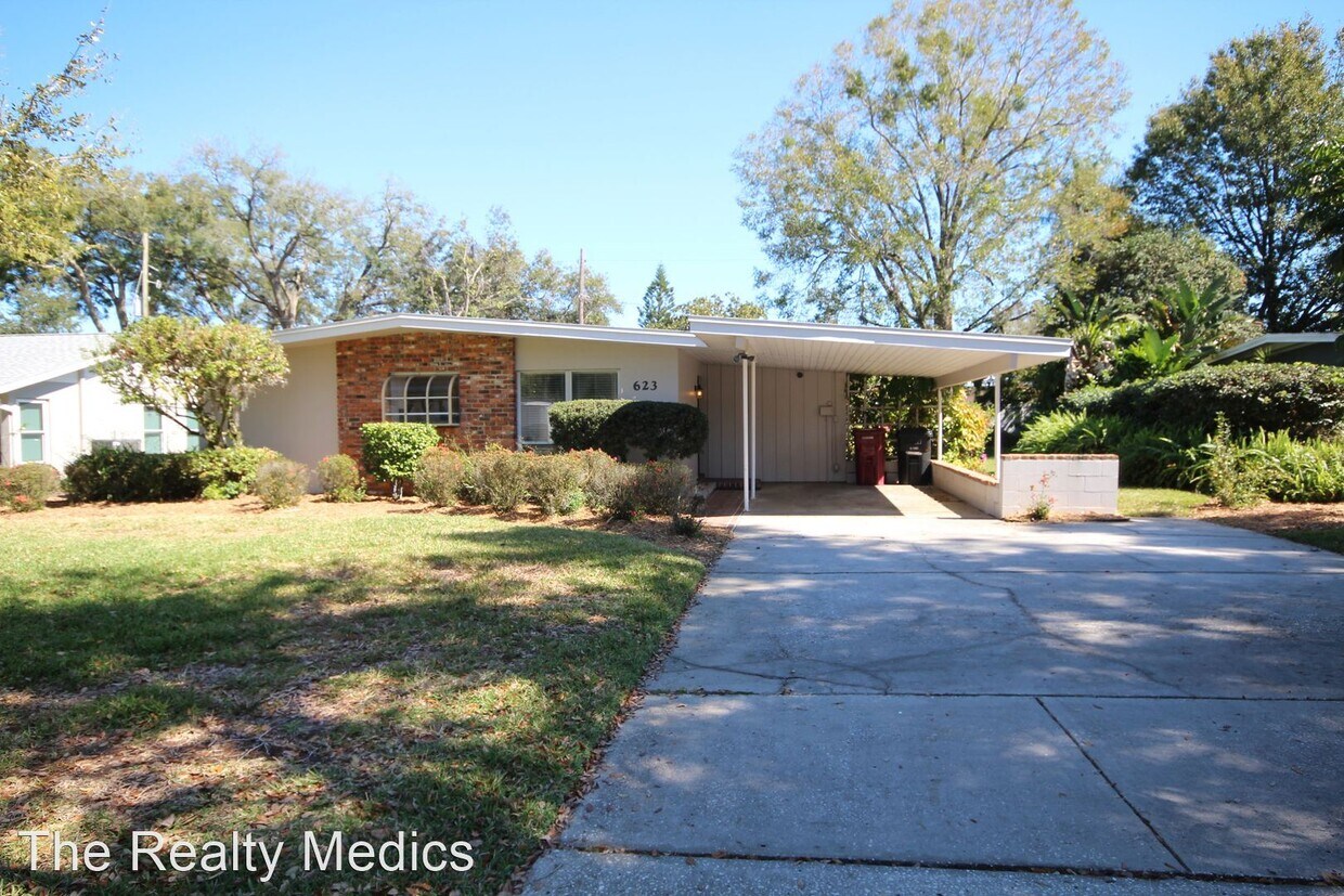 3 br, 1.5 bath House 623 Strathmore Dr House for Rent in Orlando