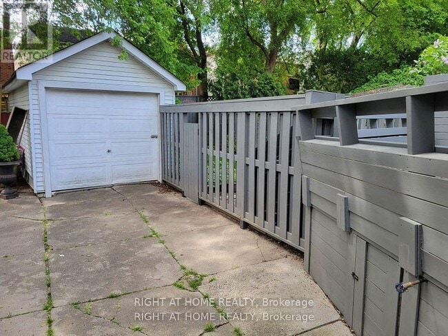 Building Photo - 357 Old Orchard Grove