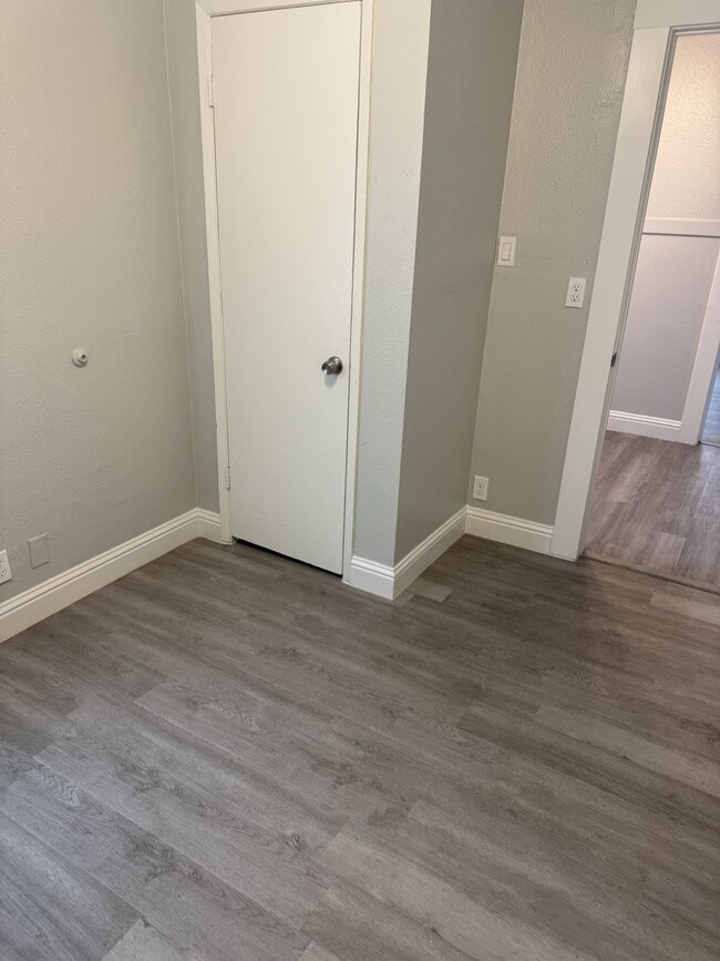 Foto del edificio - 522 S 8th St