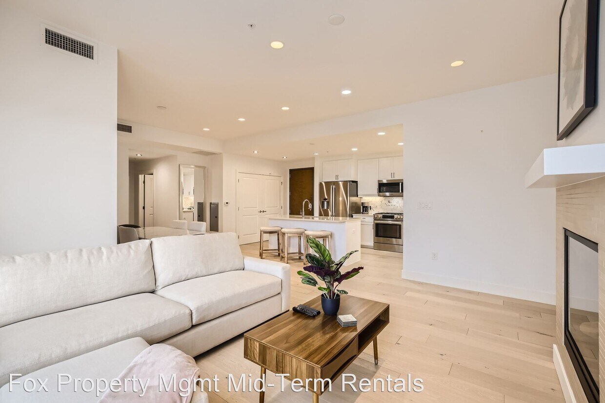Primary Photo - 2 br, 2 bath House - 3301 Arapahoe Ave #402