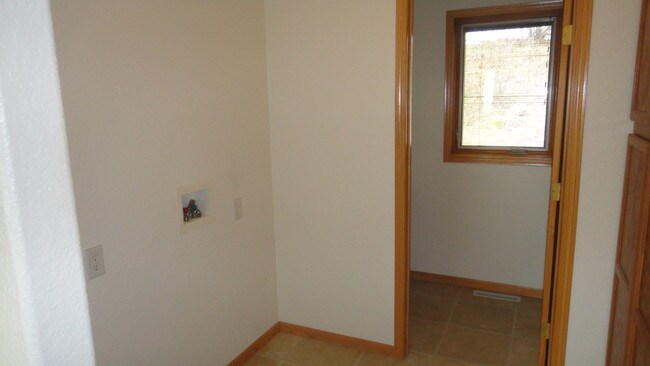 Foto del edificio - 2653 Garden Creek Rd