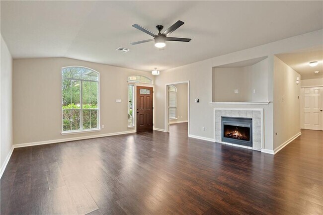 Foto del edificio - 2605 Butler Way