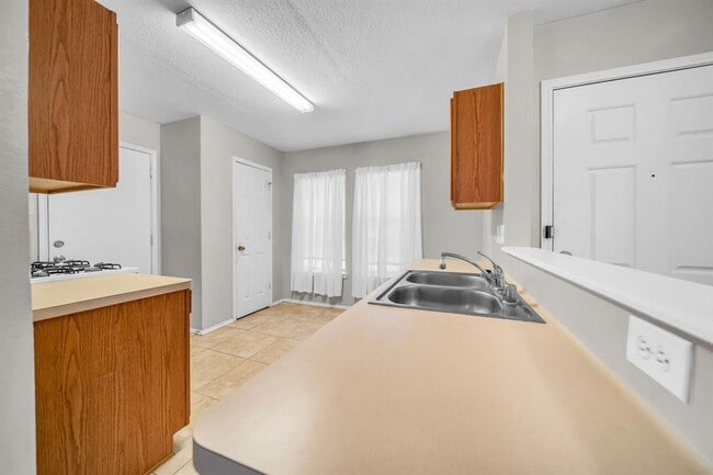 Foto del edificio - 22819 Sherioaks Ln