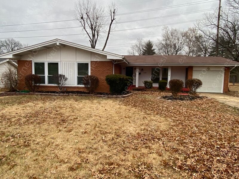 2380 Grassland Dr, Florissant, MO 63033 House Rental in Florissant