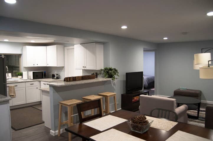 Furnished living room - 2721 Humboldt St