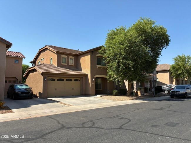 Building Photo - 14559 W Port Royale Ln