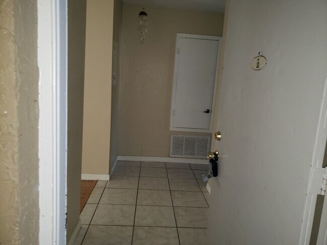 Foto del edificio - 9825 Turf Way