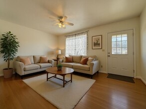 Building Photo - 1708 Grayland St