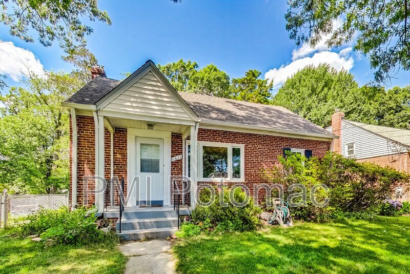 Primary Photo - 1611 Cody Drive