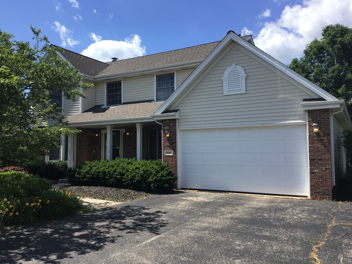 2815 Sharon Drive House Rental in New Lenox, IL
