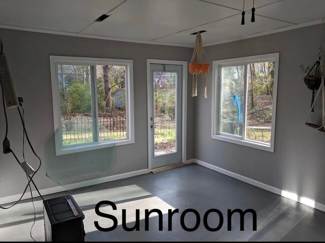 Building Photo - 968 Tyrell Dr