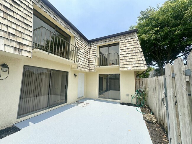 Foto del edificio - 173 Lake Arbor Dr
