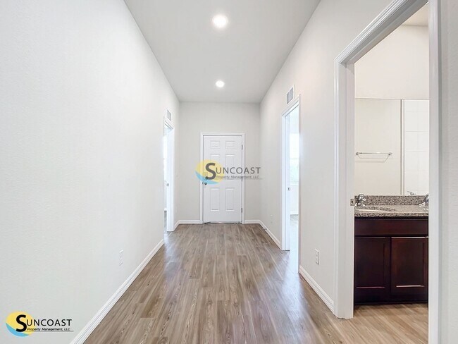 Foto del edificio - 585 Marion Oaks Pass